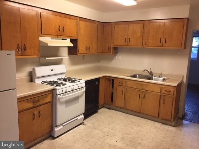 Building Photo - 2924 Cambridge St