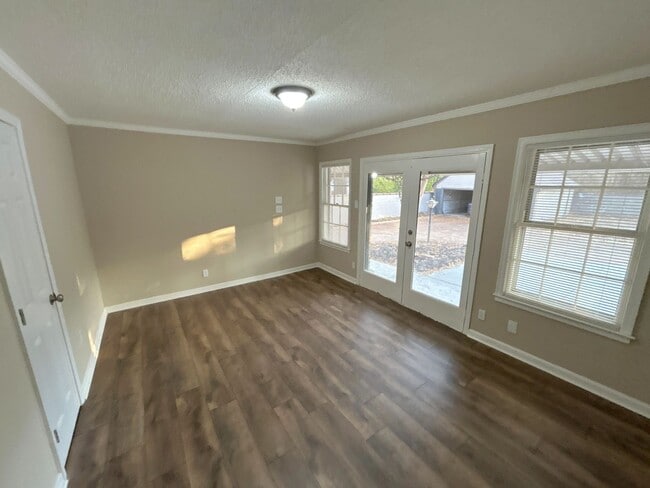 Building Photo - 3437 Walnut Grove Rd