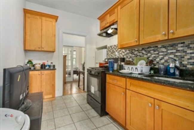 Foto del edificio - $2,400/month | Available September 1, 2026 | 12-Month Lease