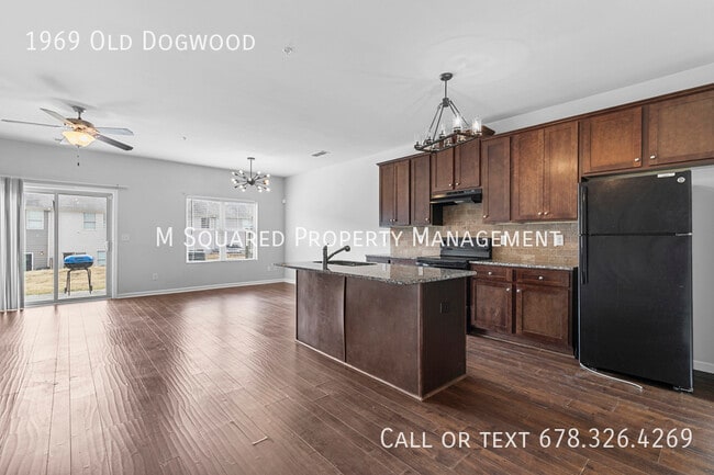 Foto del edificio - 1969 Old Dogwood