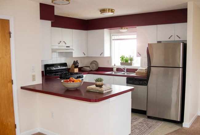 Photo - 275 Boston Ave Townhome