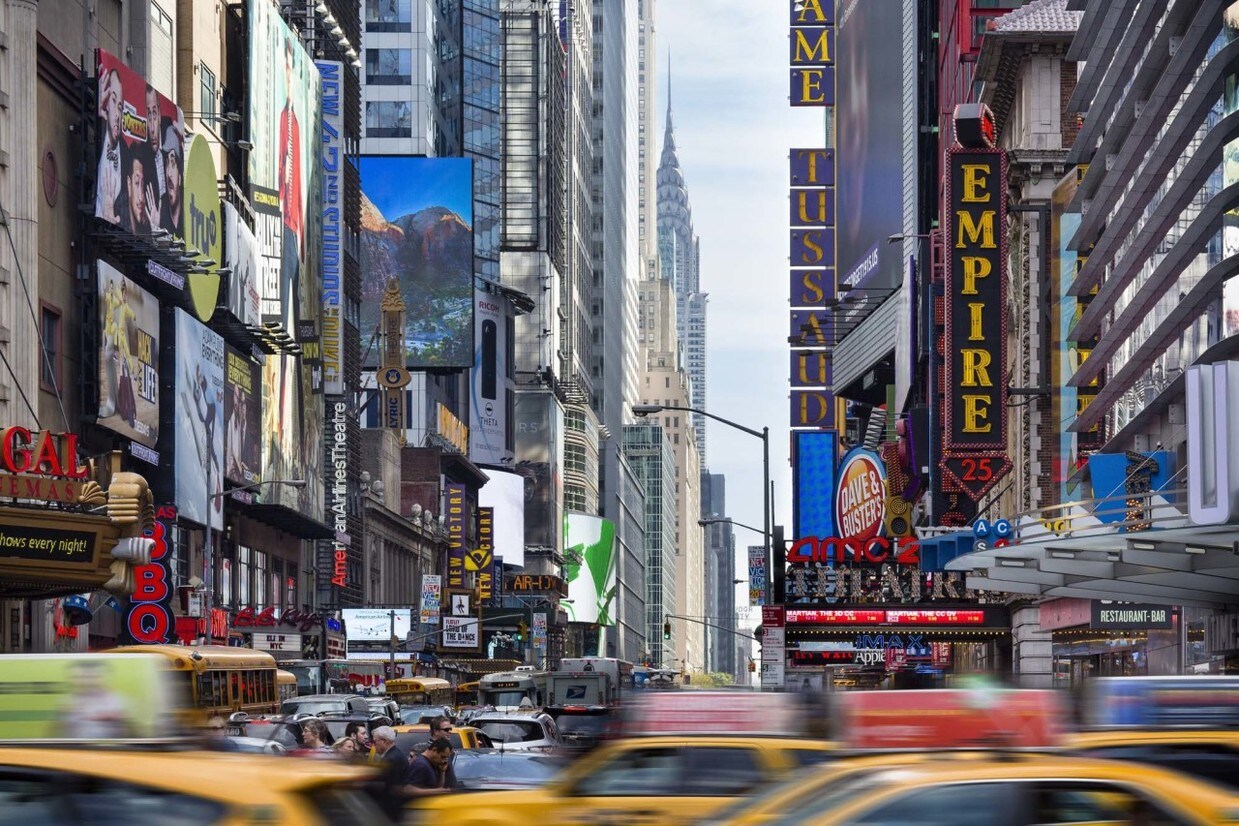 Foto del edificio - 592 Ninth Avenue