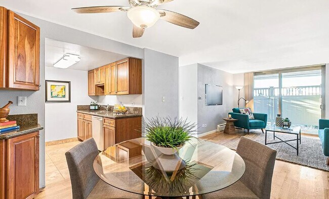 Foto del edificio - 4600 E Asbury Cir