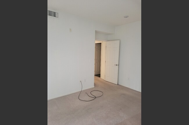 Foto del edificio - 1495 Blue Sky Way