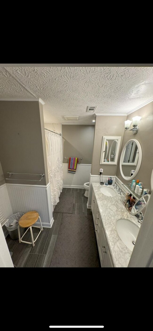 Foto del edificio - 112 Hunters Cv