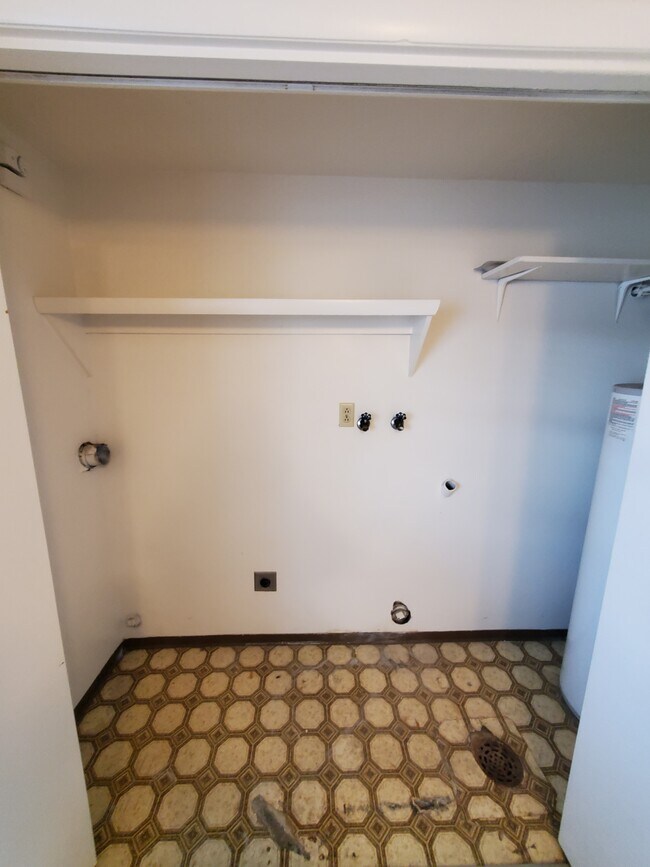 Foto del edificio - 1430 Jefferson Ave