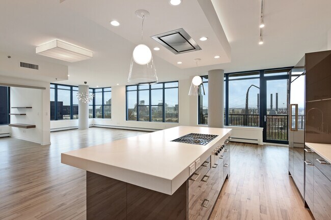 Foto del edificio - 215 10th Ave S