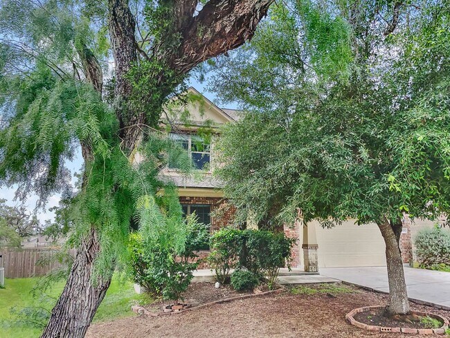 Building Photo - Elegant 5-Bedroom Home in Converse