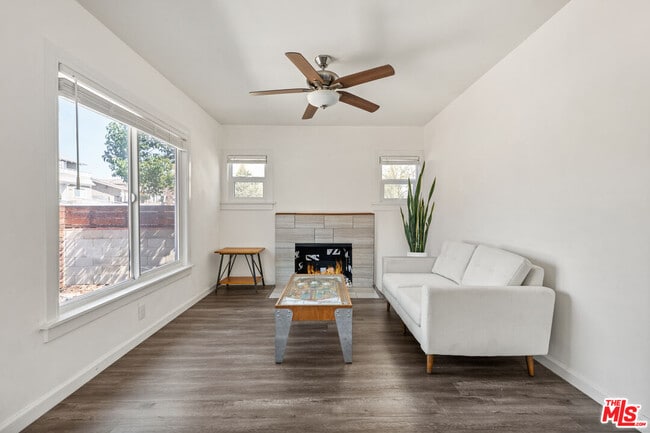 Foto del edificio - 4910 Monte Vista St