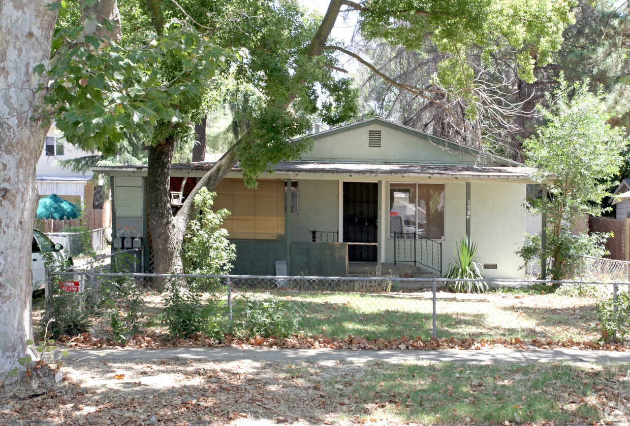 Building Photo - 178-180 S Santa Ana Ave