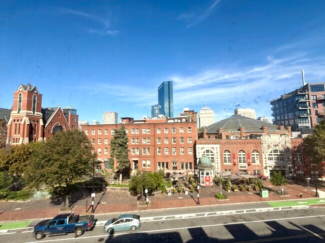 Foto del edificio - 550 Tremont St