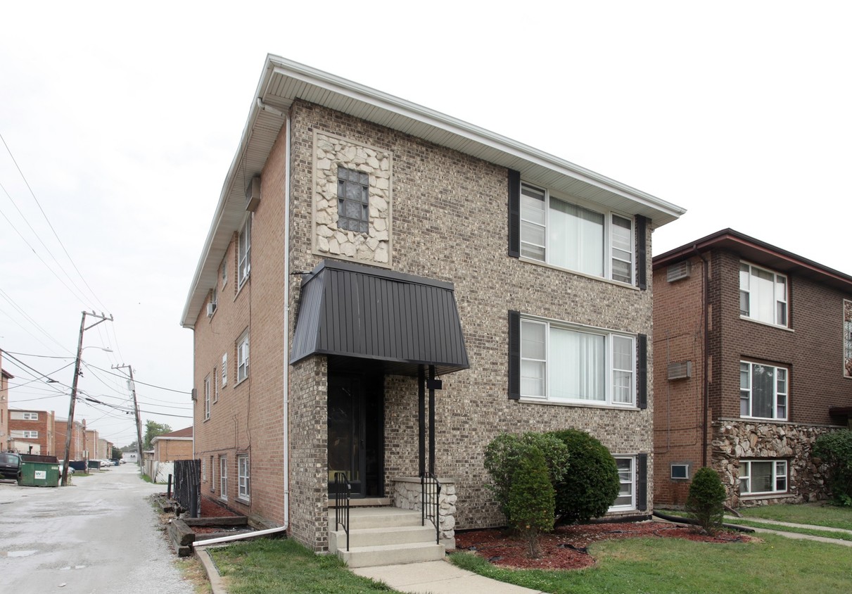 Primary Photo - McClellan Apartments