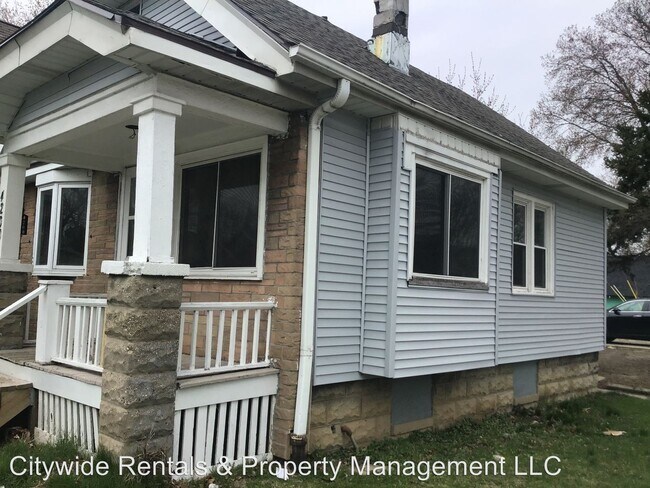 Building Photo - 3 br, 1 bath House - 4200 W Bonny Pl.