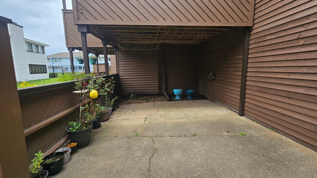 Building Photo - 450 Abbotsleigh Ct