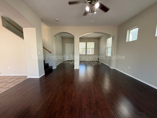 Foto del edificio - 3930 W Irwin Ave