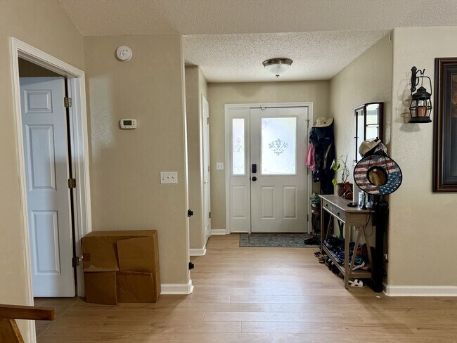 Foto del edificio - 4693 Ridge Pointe Dr