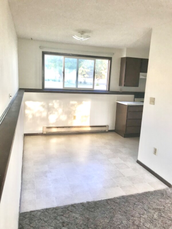 205 Lincoln St, Cheney, WA 99004 Apartment for Rent in Cheney, WA