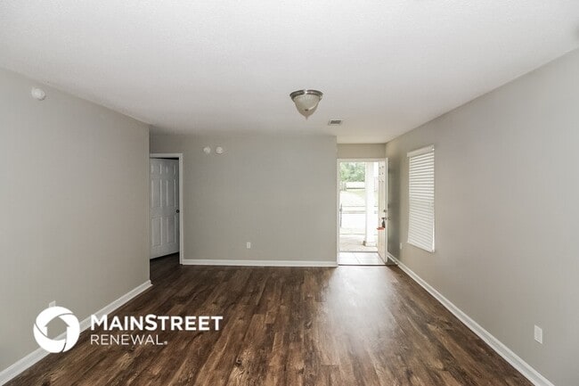 Building Photo - 9977 Chariden Dr