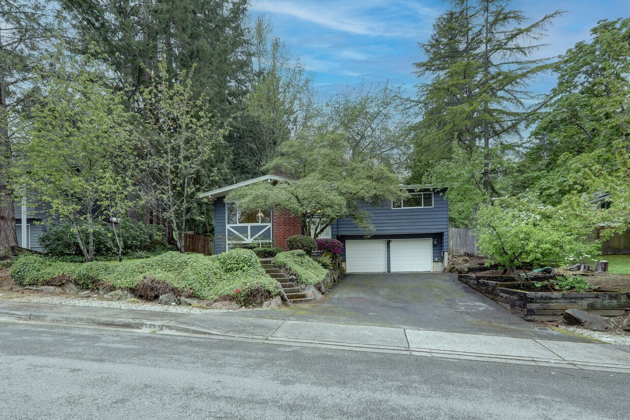 Foto principal - Beautiful 4bd, 2.5ba Home by Marymoor Park...