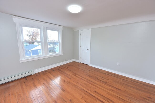 Foto del edificio - 173 Watson Ave