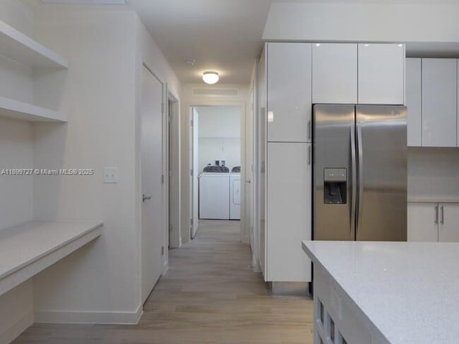 Foto del edificio - 999 SW 1st Ave