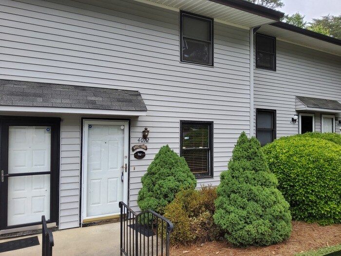 Primary Photo - Southwind Villas! Teague Rd!