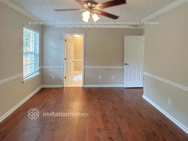 Foto del edificio - 3020 Maple Dr NW