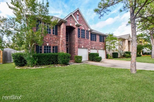 Building Photo - 5 br, 3 bath House - 3506 Pine Chase Drive