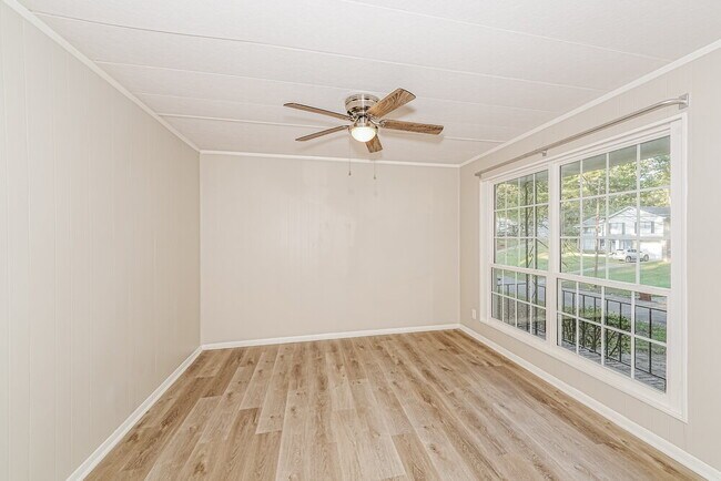 Foto del edificio - 1732 6th St NW