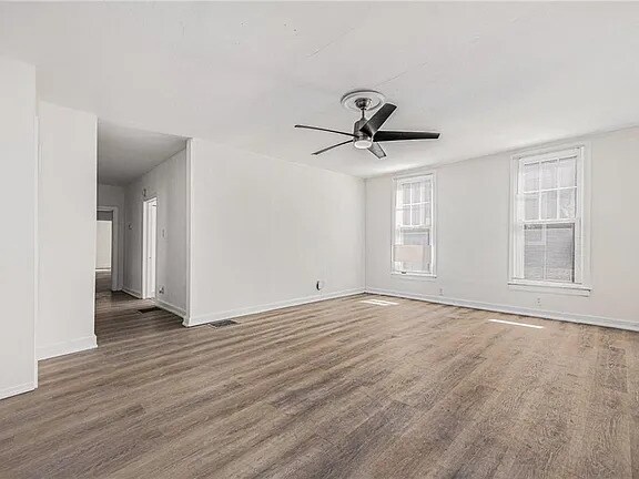 Sala de estar - 4029 McGee St