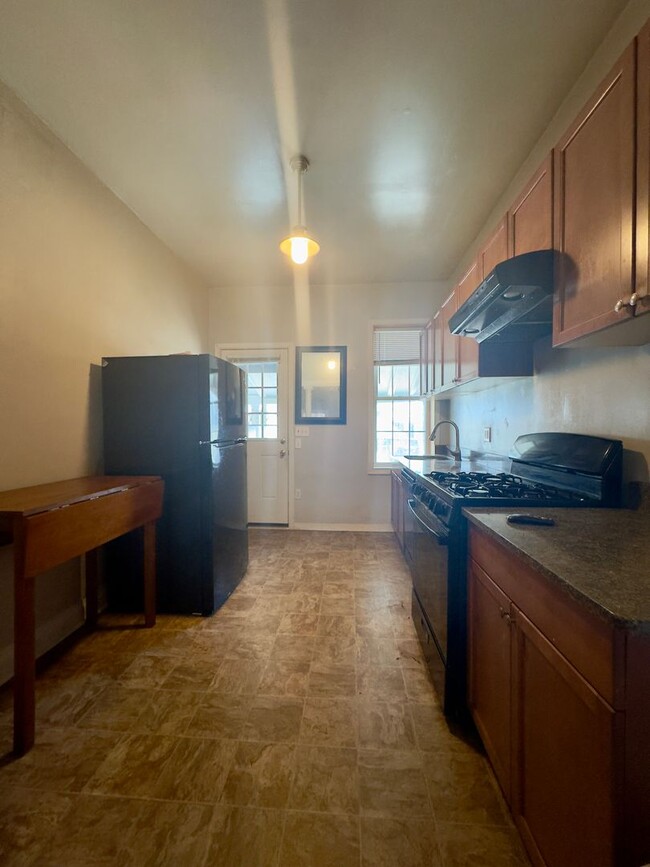Building Photo - Two Bedroom Remington Townhome
