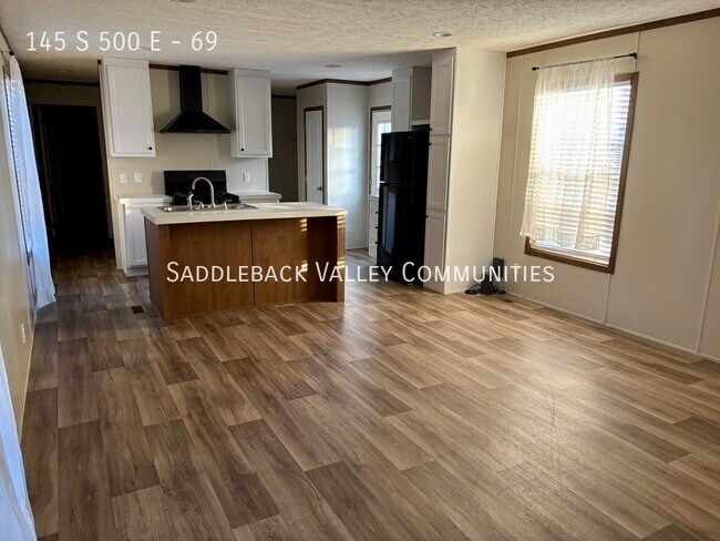 Building Photo - Single wide, 3 bedroom 2 bath mobile home