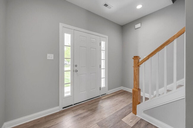 Building Photo - 125 Squires Way