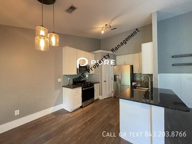 Building Photo - 205 Arbor Oaks Dr