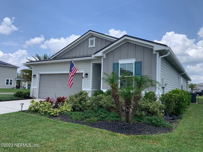 Foto del edificio - 816 Redtail Ln