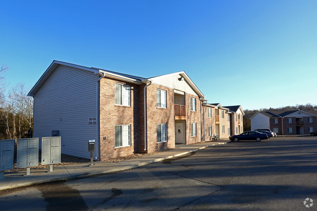 Building Photo - Oak Ridge Apartments