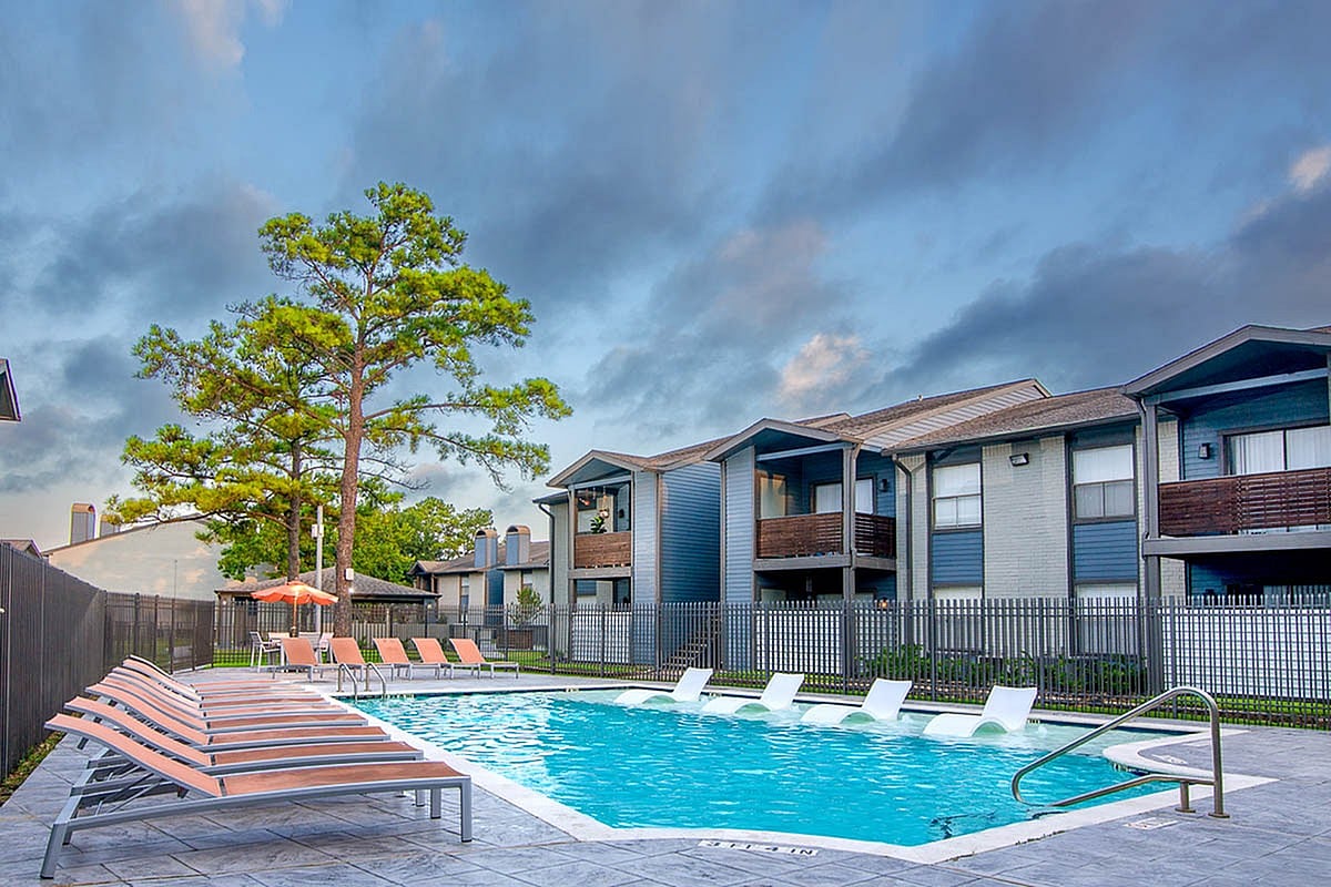 Resort-Style Pool at Steepleway Downs Apartments - Steepleway Downs