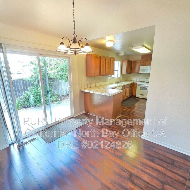 Foto del edificio - 937 Wood Sorrel Dr