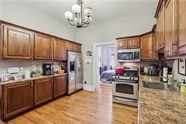 Foto del edificio - 428 N Taylor Ave