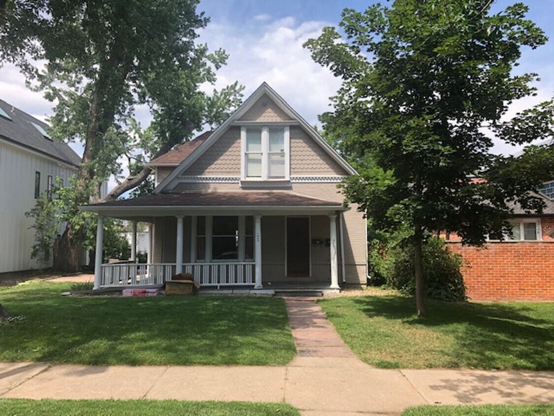3 bed/1 bath Plate Park Home - 3 bed/1 bath Plate Park Home