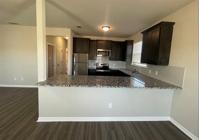 Building Photo - 126 Ridgmar Rd