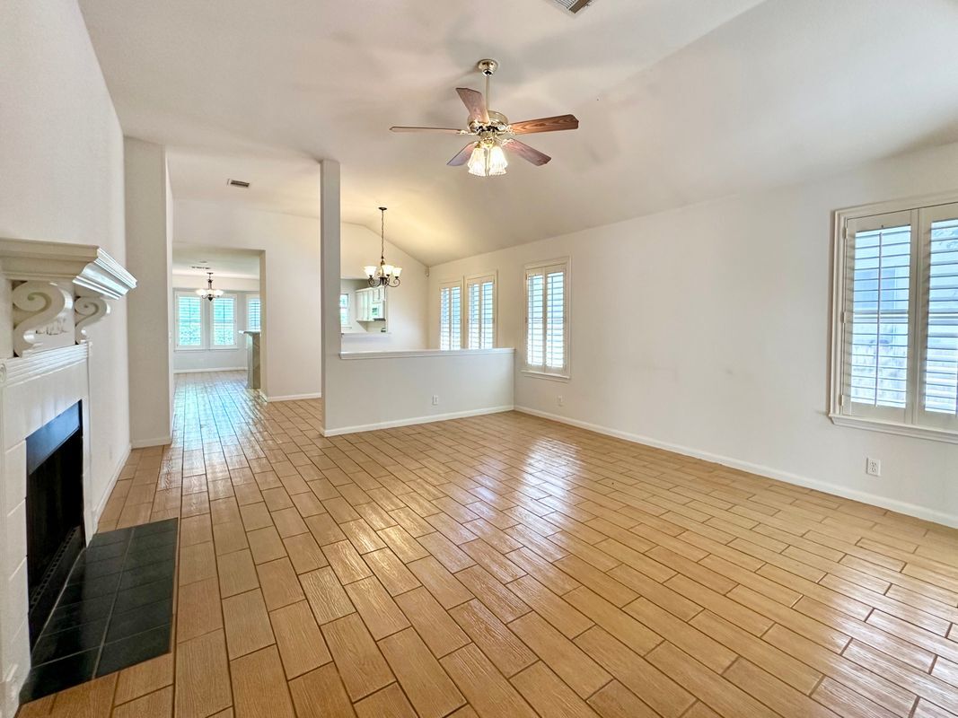 Foto principal - 21417 Grand National Ave