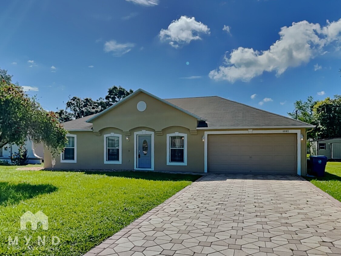 Foto principal - 3202 Abeline Rd