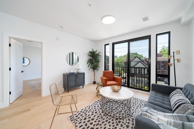 Foto del edificio - 10 Brinkerhoff St