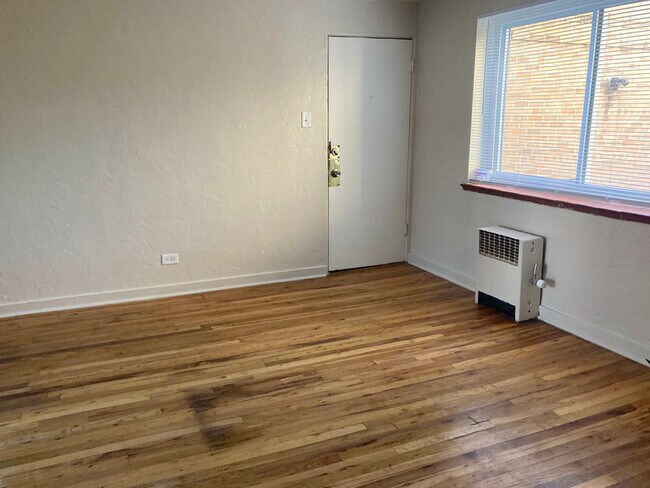 Foto del edificio - 1364 N Lafayette St