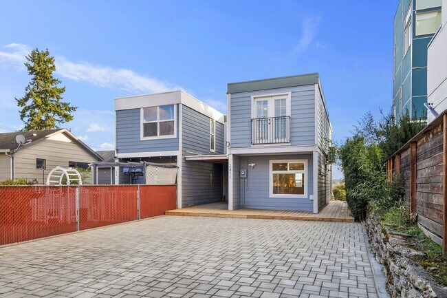 Foto del edificio - 2411 S Norman St