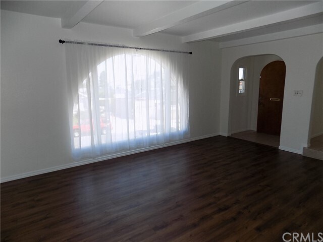 Building Photo - 1123 W 18th St