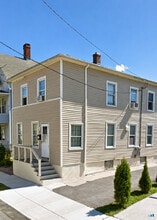 Building Photo - 17 N Spring St
