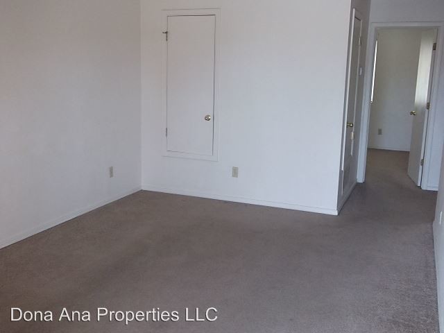 Building Photo - 2 br, 1 bath Apartment - 637 Foster