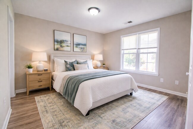 Foto del edificio - 2 Bedroom 2.5 Bathroom Townhome